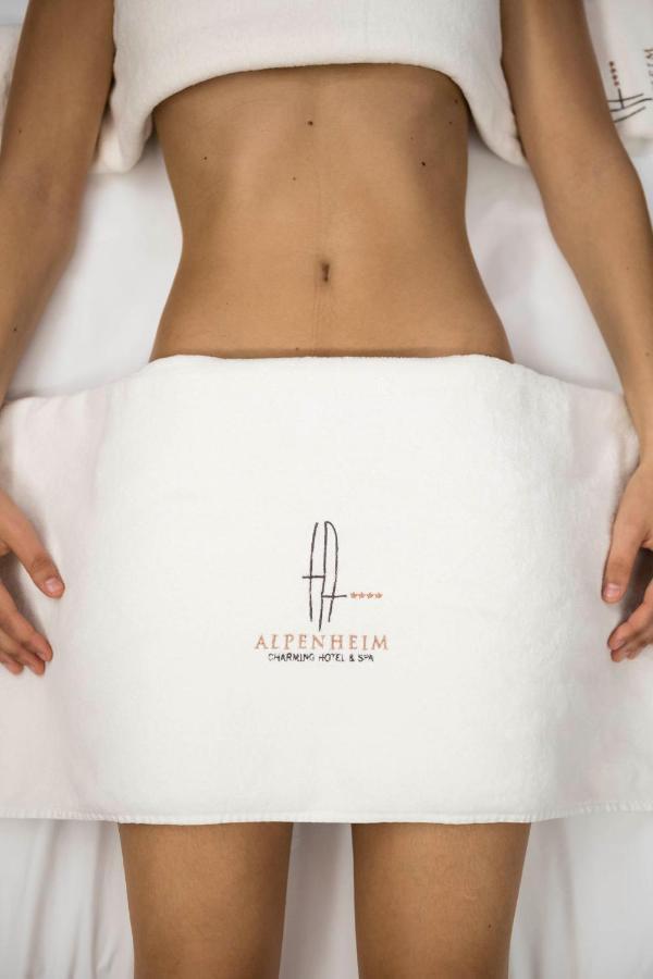 Alpenheim Charming & Spa Hotel أورتيسايْ المظهر الخارجي الصورة