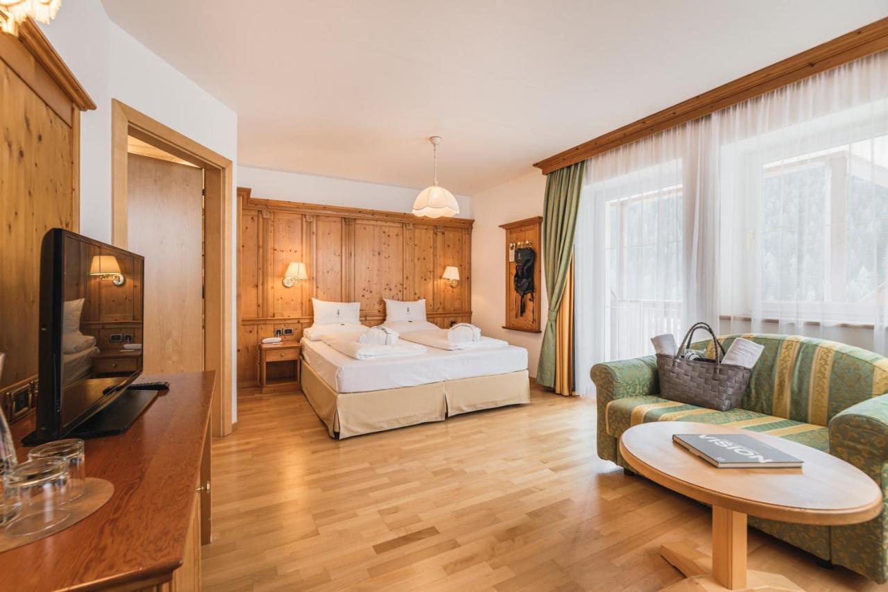 Alpenheim Charming & Spa Hotel أورتيسايْ المظهر الخارجي الصورة