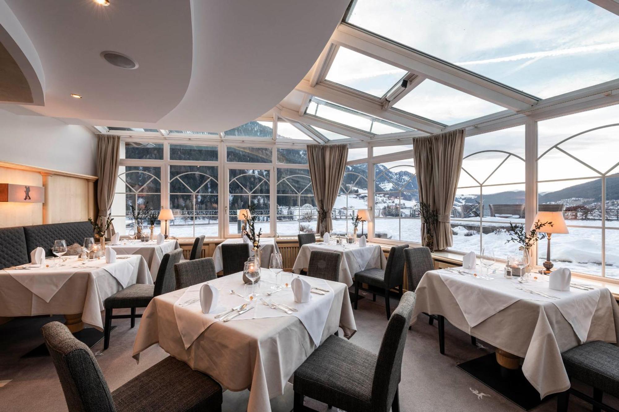Alpenheim Charming & Spa Hotel أورتيسايْ المظهر الخارجي الصورة